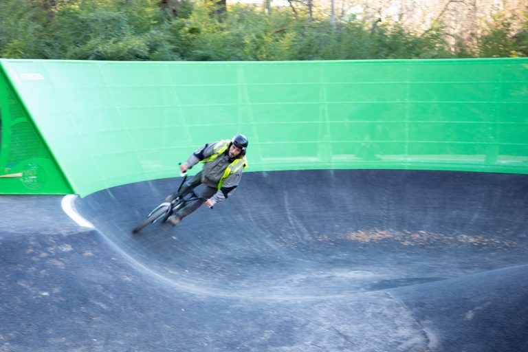 wall ride Pumptrack de Saint Zacharie 768x512