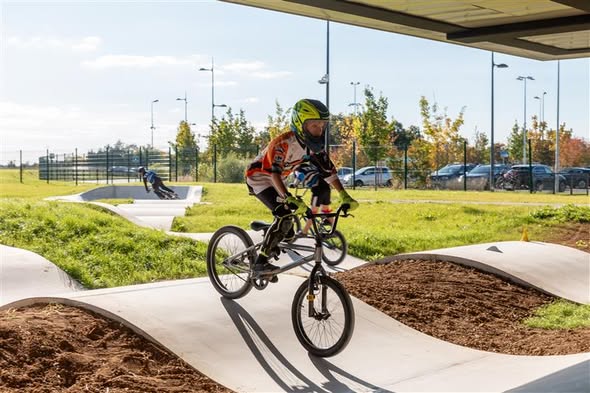 pumptrack de mennecy 02