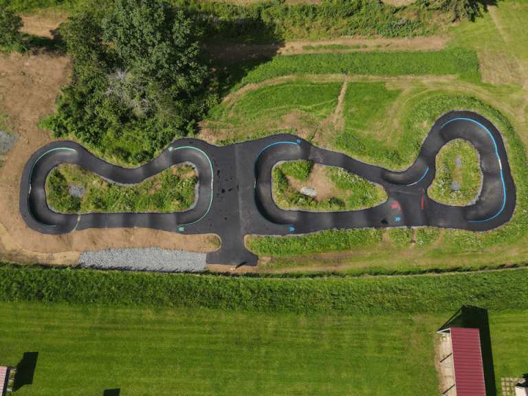 pumptrack la batieE2S Company Portfolio Pumptracks Saint Laurent de Chamousset 768x576