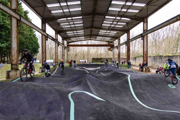 pumptrack le perray en yvelines 05 768x512