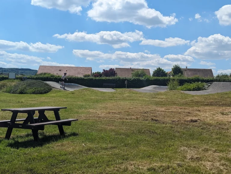 Pumptrack Saint Denis sur Sarthon 02 768x579