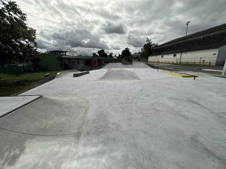 50ddcb53fefb814d3ce63a08a6abb4a8 768x576