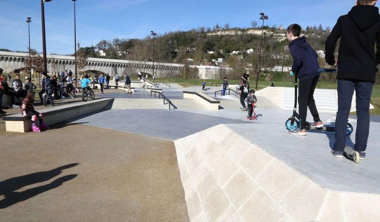 Skatepark Villeneuve sur Lot 04 768x449