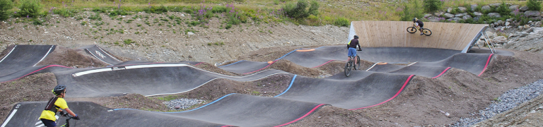 pumptrack isola 2000 01 768x180
