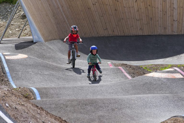 pumptrack isola 2000 09 768x512