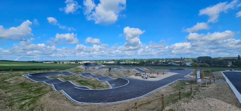 Pumptrack Romilly sur seine 02 768x355