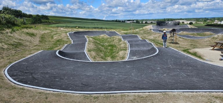Pumptrack Romilly sur seine 03 768x355