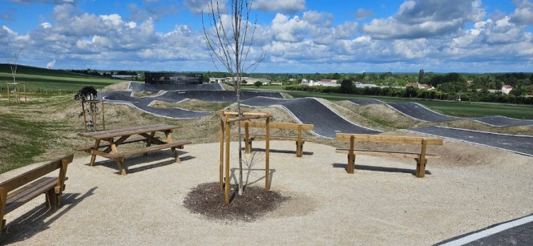 Pumptrack Romilly sur seine 04 768x355