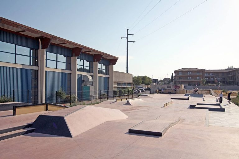 Skatepark Bouc Bel air reverse side 768x512